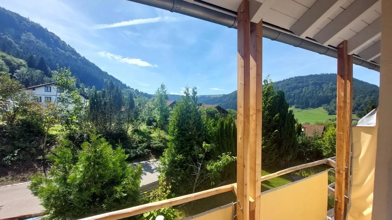 Ferienhaus Kirsch contacts